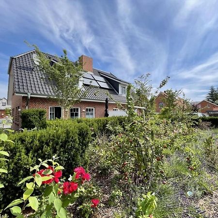 Haus Veronika Links Wyk auf Föhr Zewnętrze zdjęcie